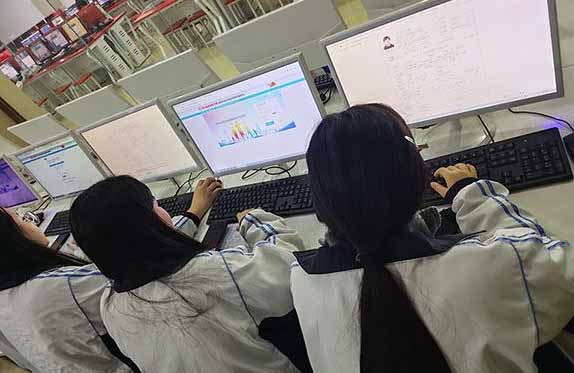 石家莊天使護(hù)士學(xué)校升學(xué)班完成2026年高考報(bào)名網(wǎng)上填報(bào)